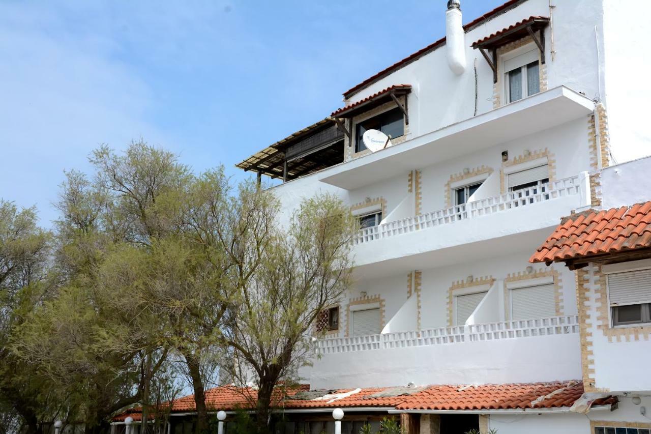 Ammos Hotel Agia Triada  Exterior photo